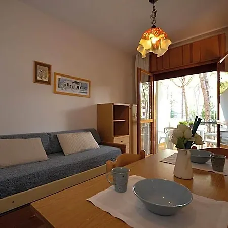 Adorable And Comfy Coastal Living By Beahost 3*